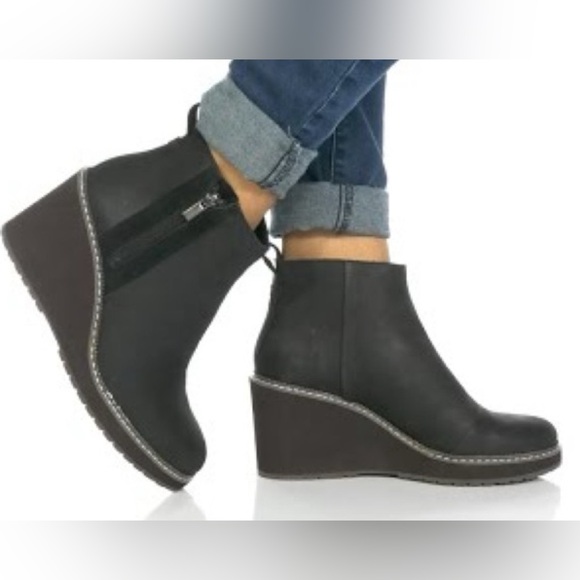 Toms Black Wedge Ankle Boots - Picture 1 of 7